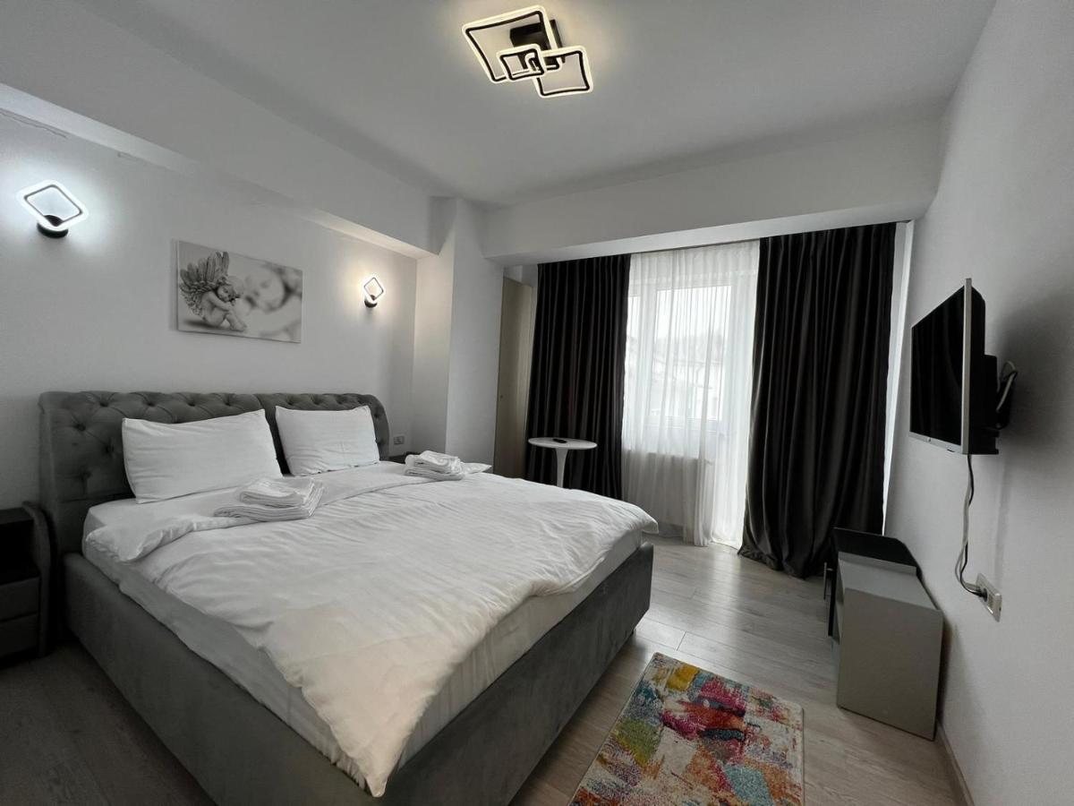 Relaxing And Beautiful Apartments In Centre Of Historical Suceava Ngoại thất bức ảnh