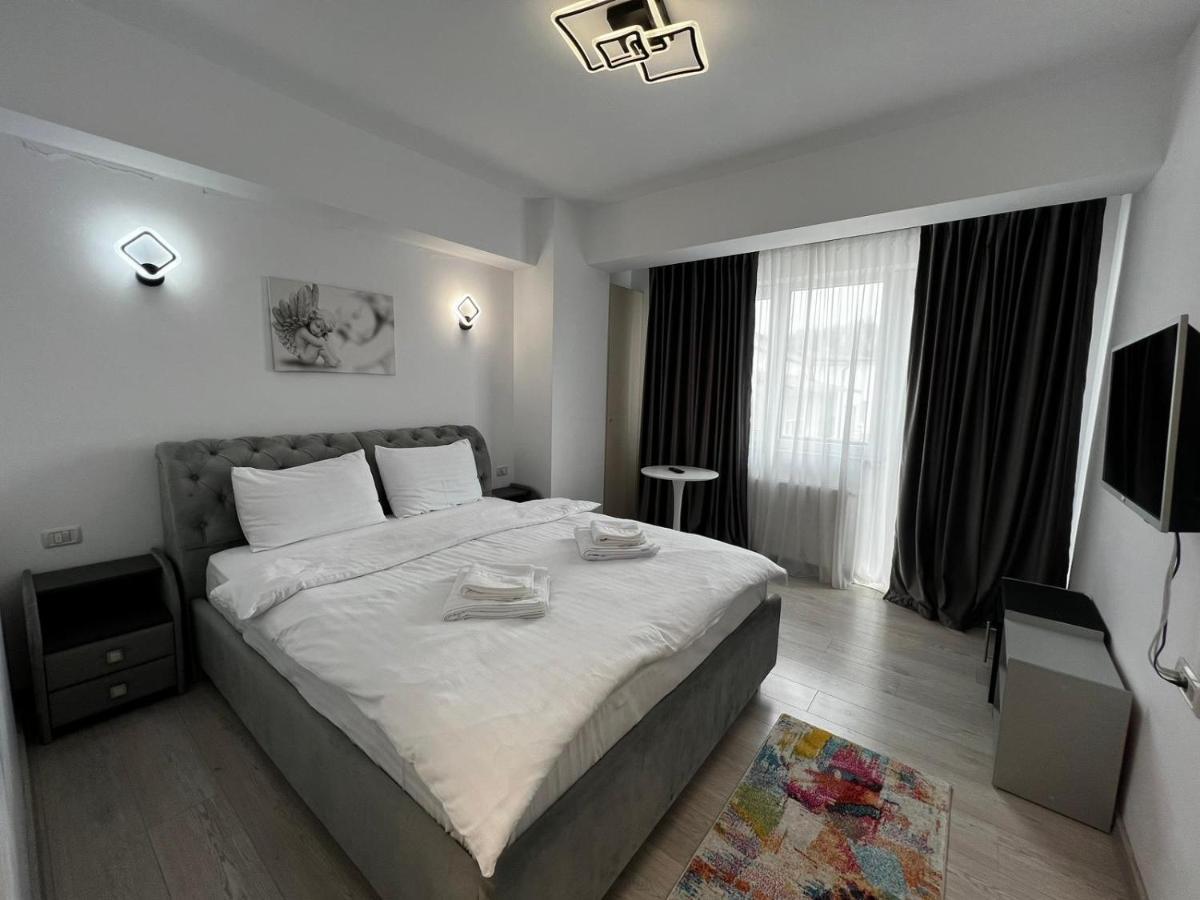 Relaxing And Beautiful Apartments In Centre Of Historical Suceava Ngoại thất bức ảnh